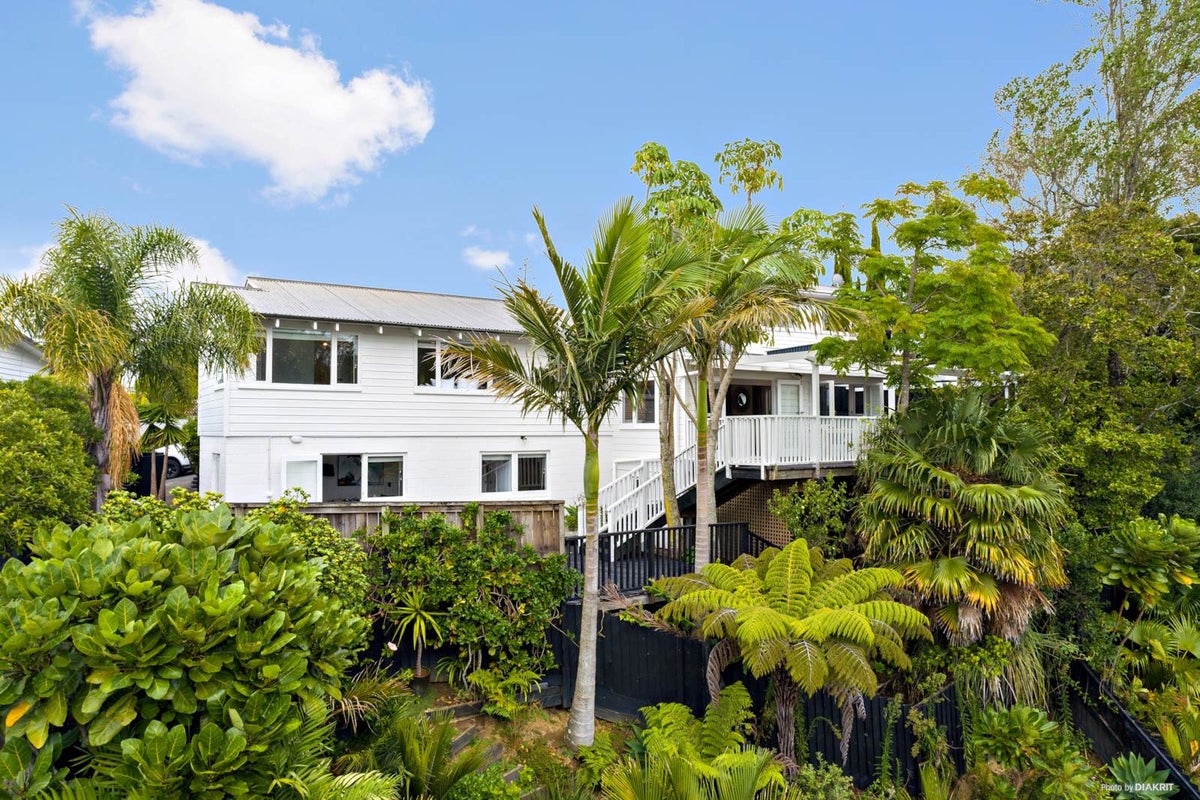 26 Kempthorne Crescent, Mission Bay, Auckland - Carousel 2