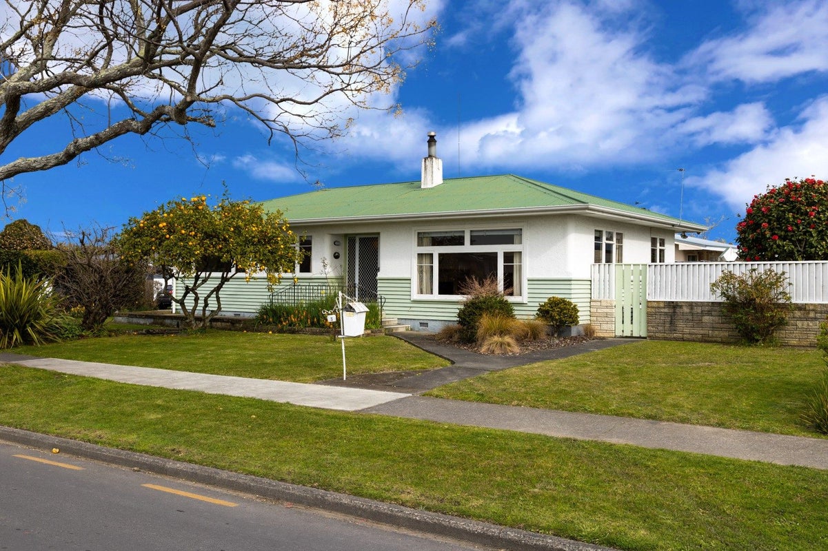 3 Wycliffe Street, Onekawa, Napier - Carousel 1