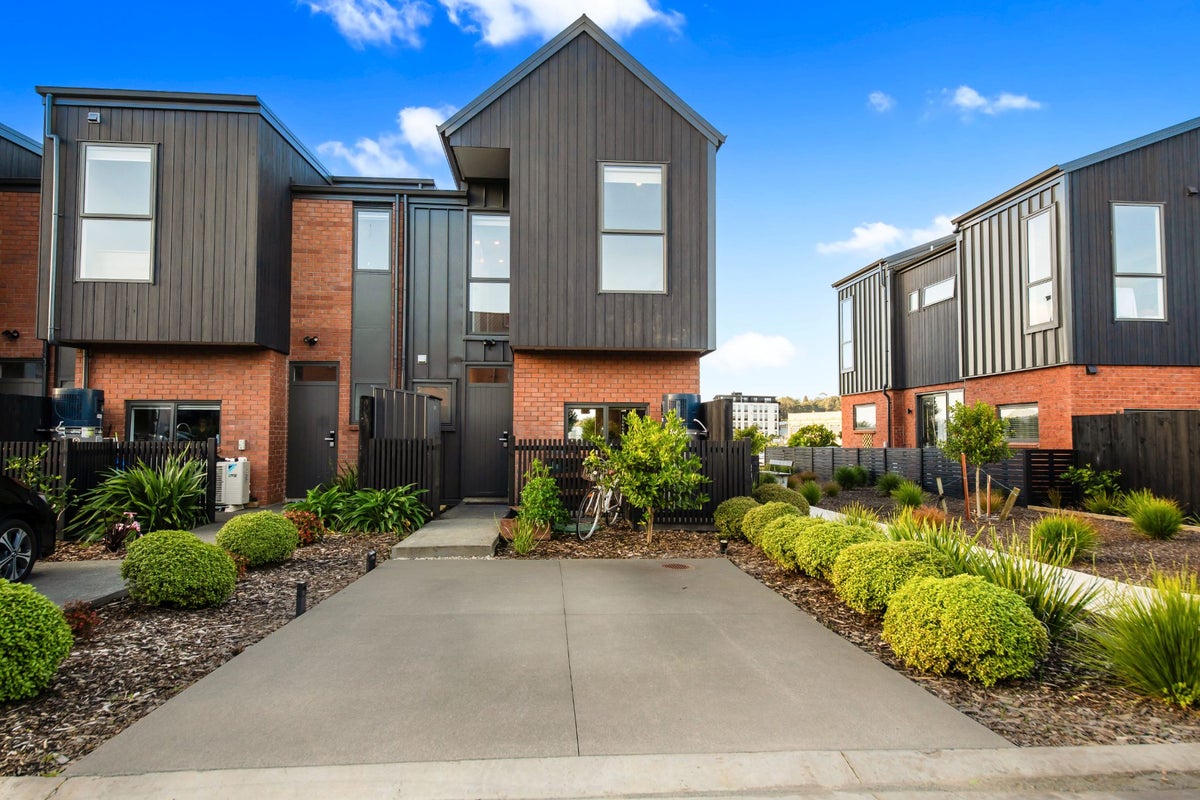 31 Waka Moana Drive, Hobsonville, Auckland - Carousel 2