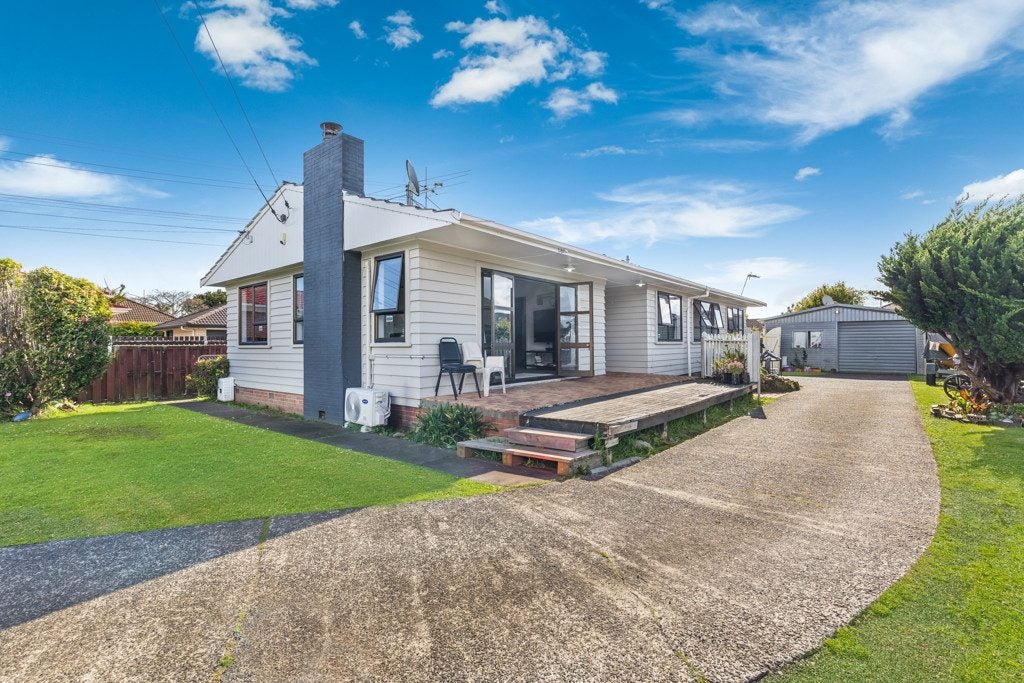 54 Motatau Road, Papatoetoe, Auckland - Carousel 1