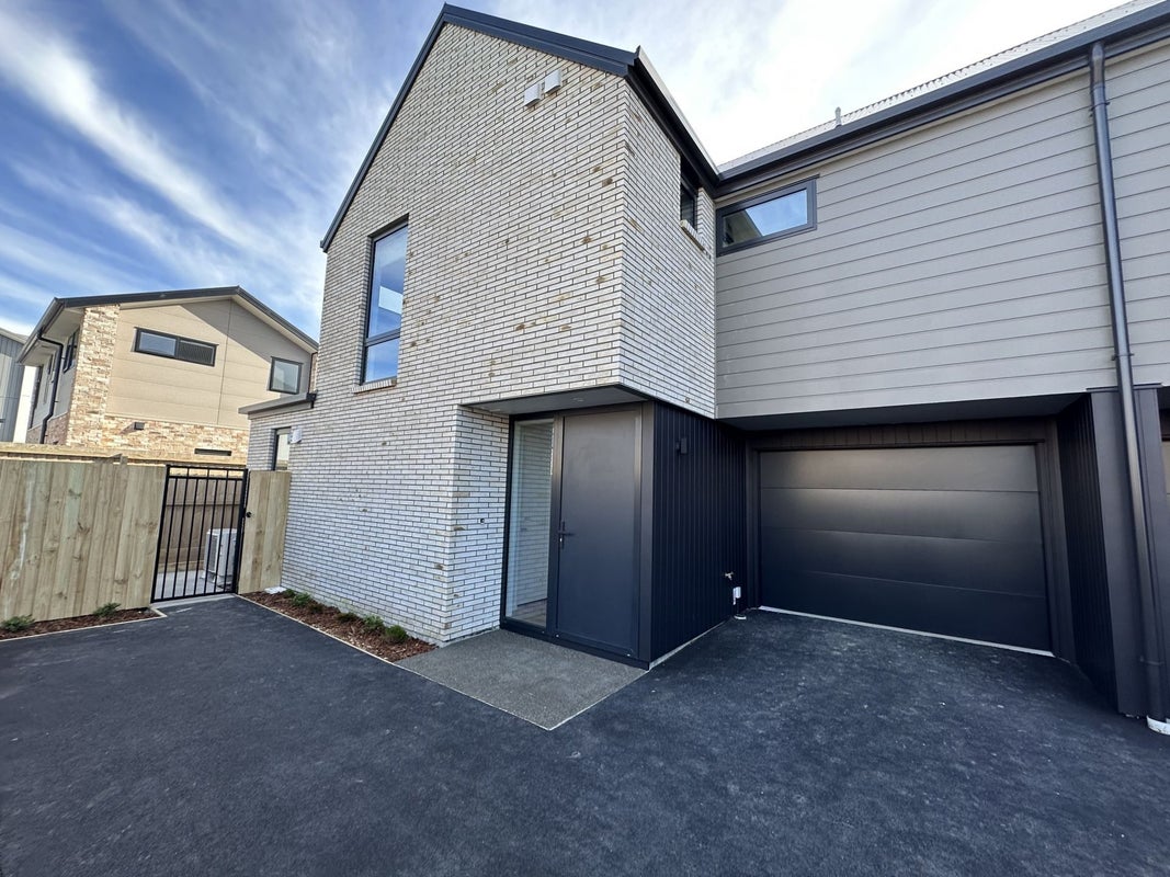 66C Wharenui Road, Upper Riccarton, Christchurch - Carousel 1