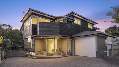 84 Beach Road, Castor Bay, Auckland - Carousel 1