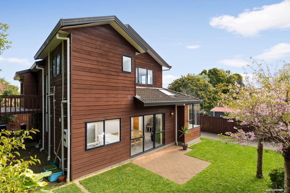 3/53 Disraeli Street, Mount Eden, Auckland - Carousel 2