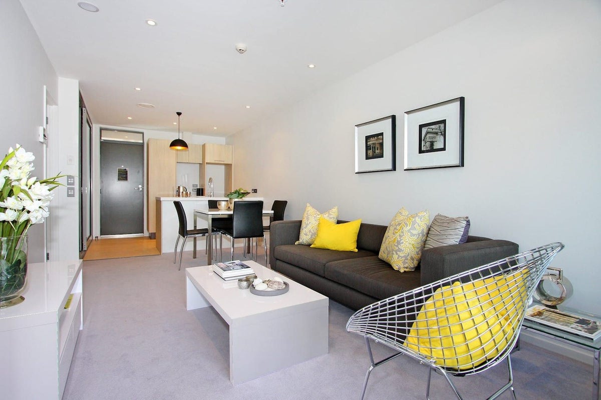 211/5 Howe Street, Auckland Central, Auckland - Carousel 1