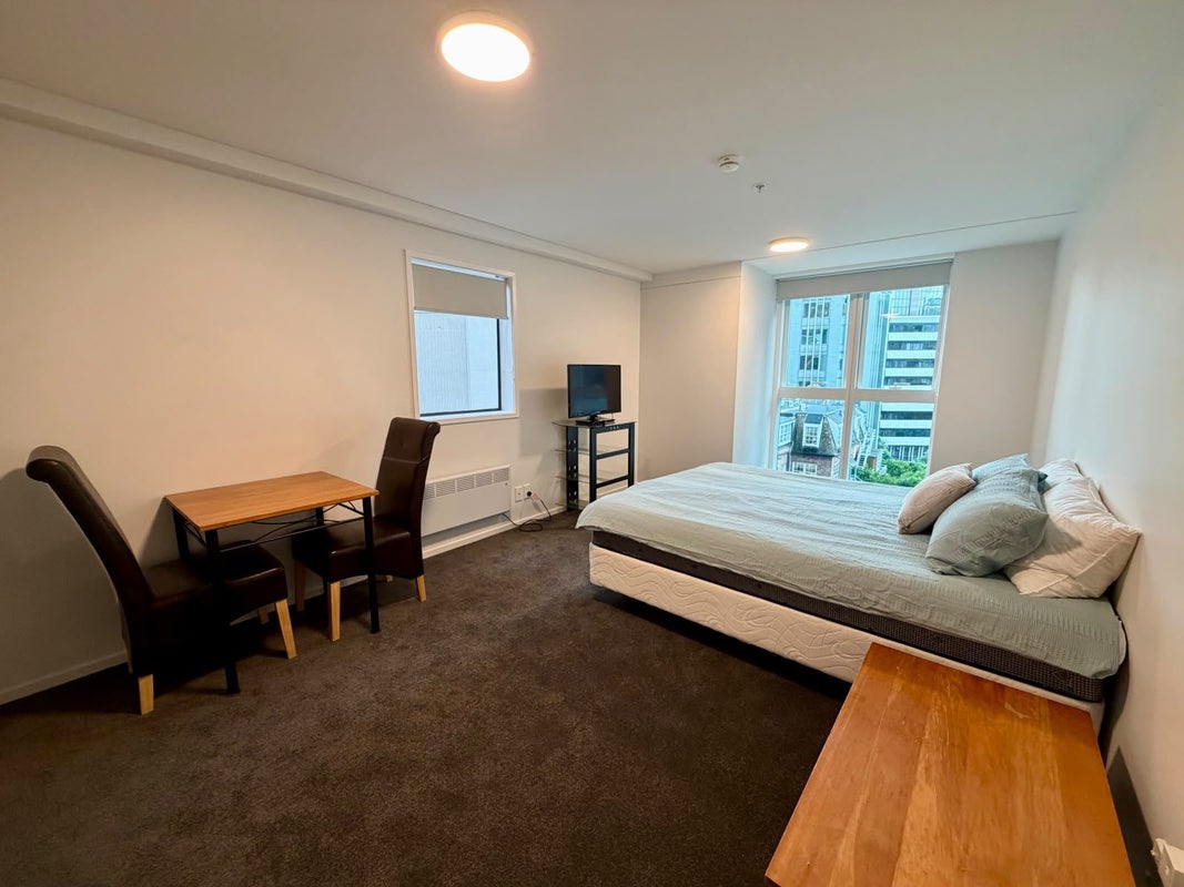 7N/3 Whitaker Place, Grafton, Auckland - Carousel 2