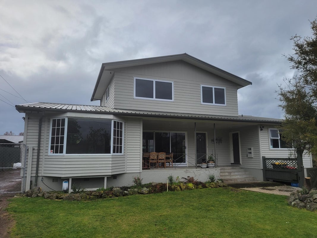 6 Johnston Crescent, Springfield, Rotorua - Carousel 2