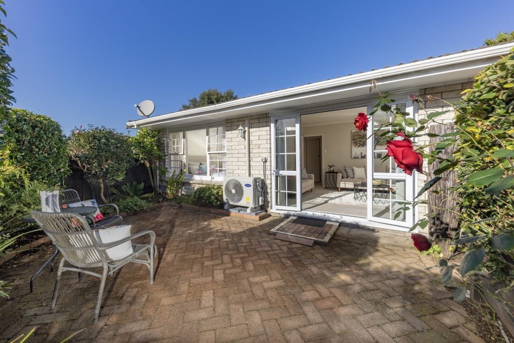 2/66 Buckley Road, Epsom, Auckland - Carousel 1