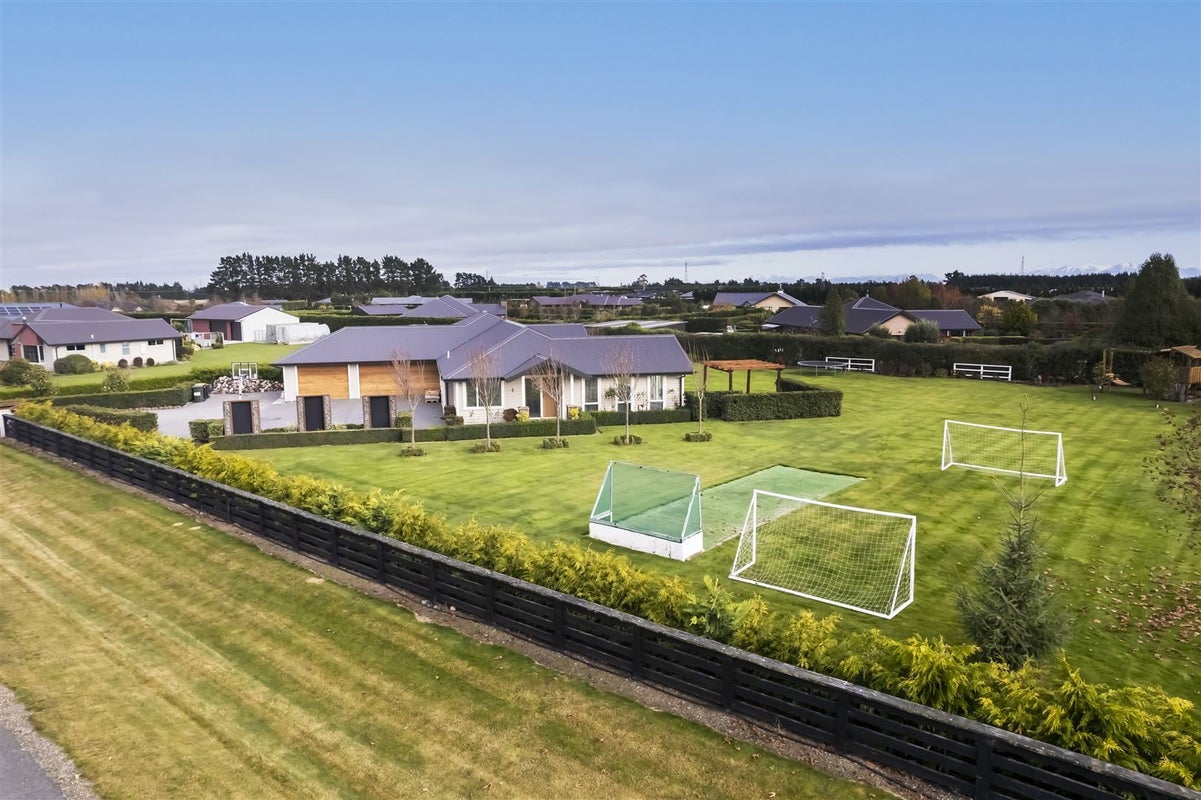21 Leyland Crescent, Swannanoa, Kaiapoi - Carousel 2