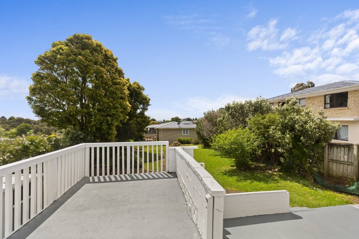 5 Blease Street, New Lynn, Auckland - Carousel 15