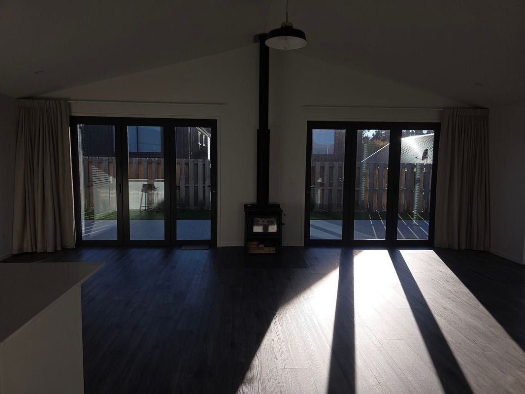 9 Cairnmuir Street, Wanaka, Wanaka - Carousel 2