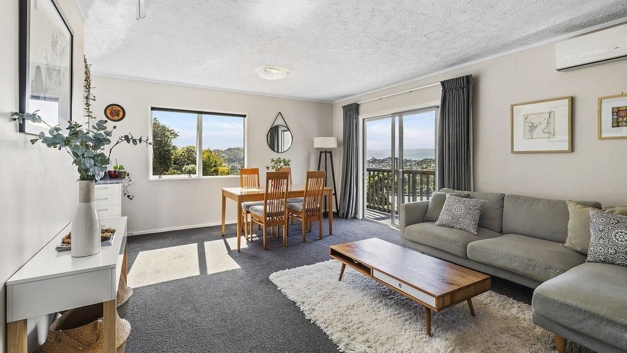 4B Sarah Way, Crofton Downs, Wellington - Carousel 1
