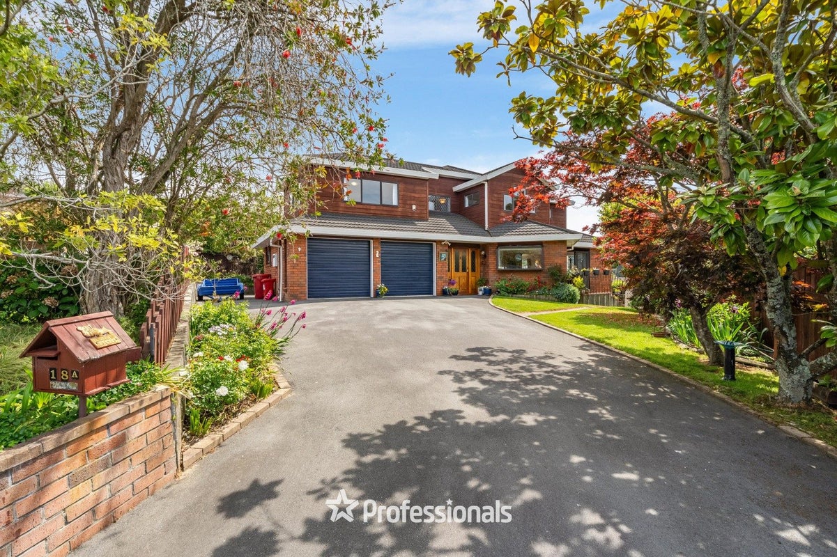 18A Sunbrae Drive, Silverstream, Upper Hutt - Carousel 1