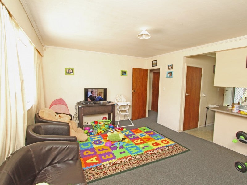 1/10 Rawson Street, Tawa, Wellington - Carousel 2