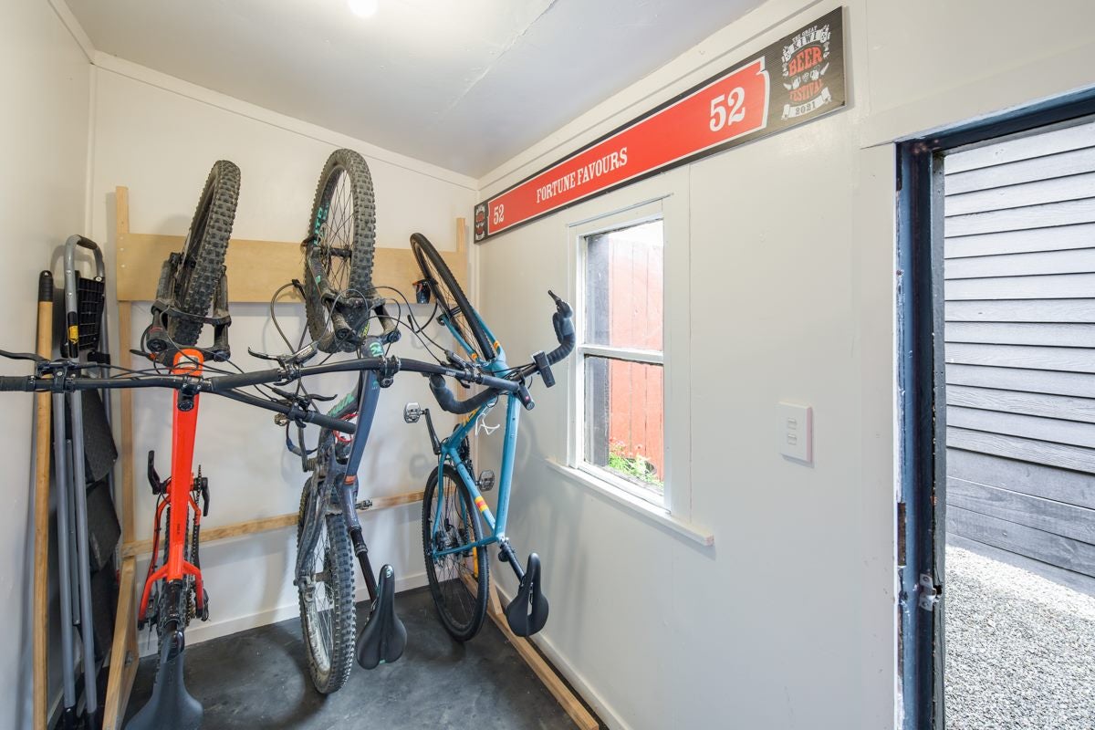 18B Normanby Street, Newtown, Wellington - Carousel 18