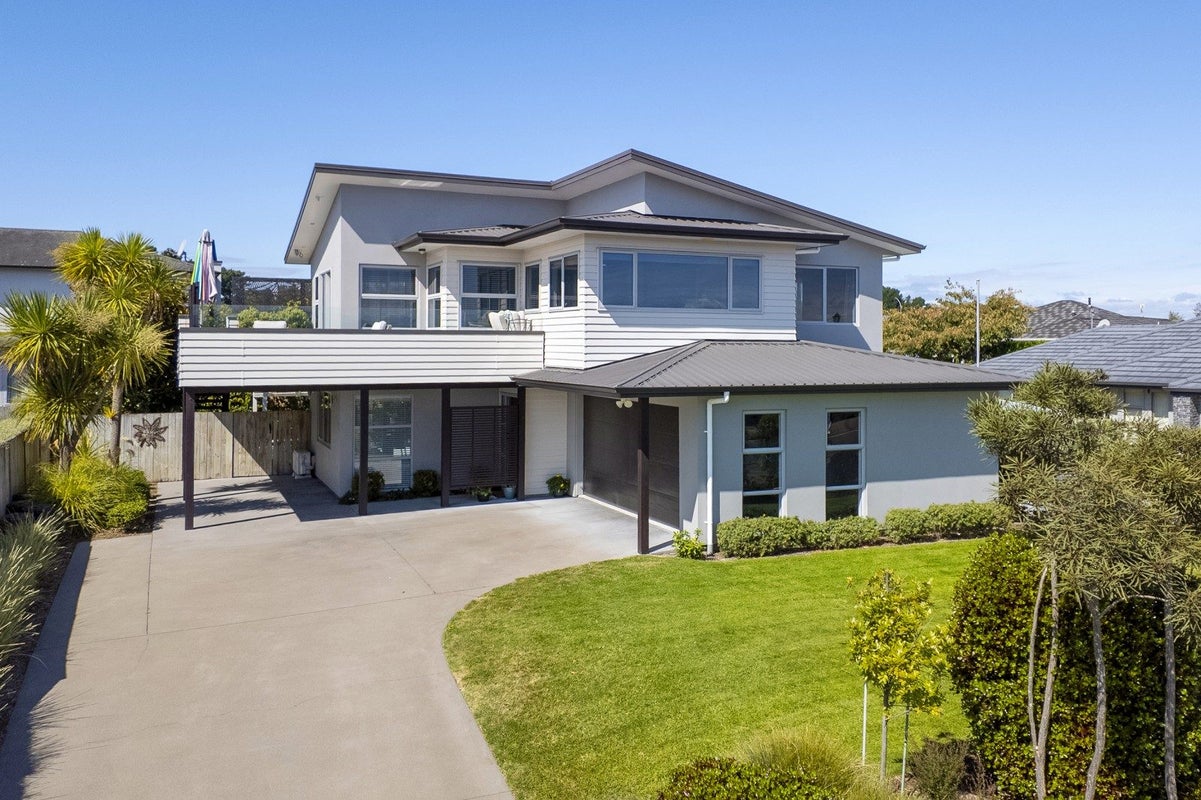 26 Ernest Kemp Rise, Wharewaka, Taupo - Carousel 1