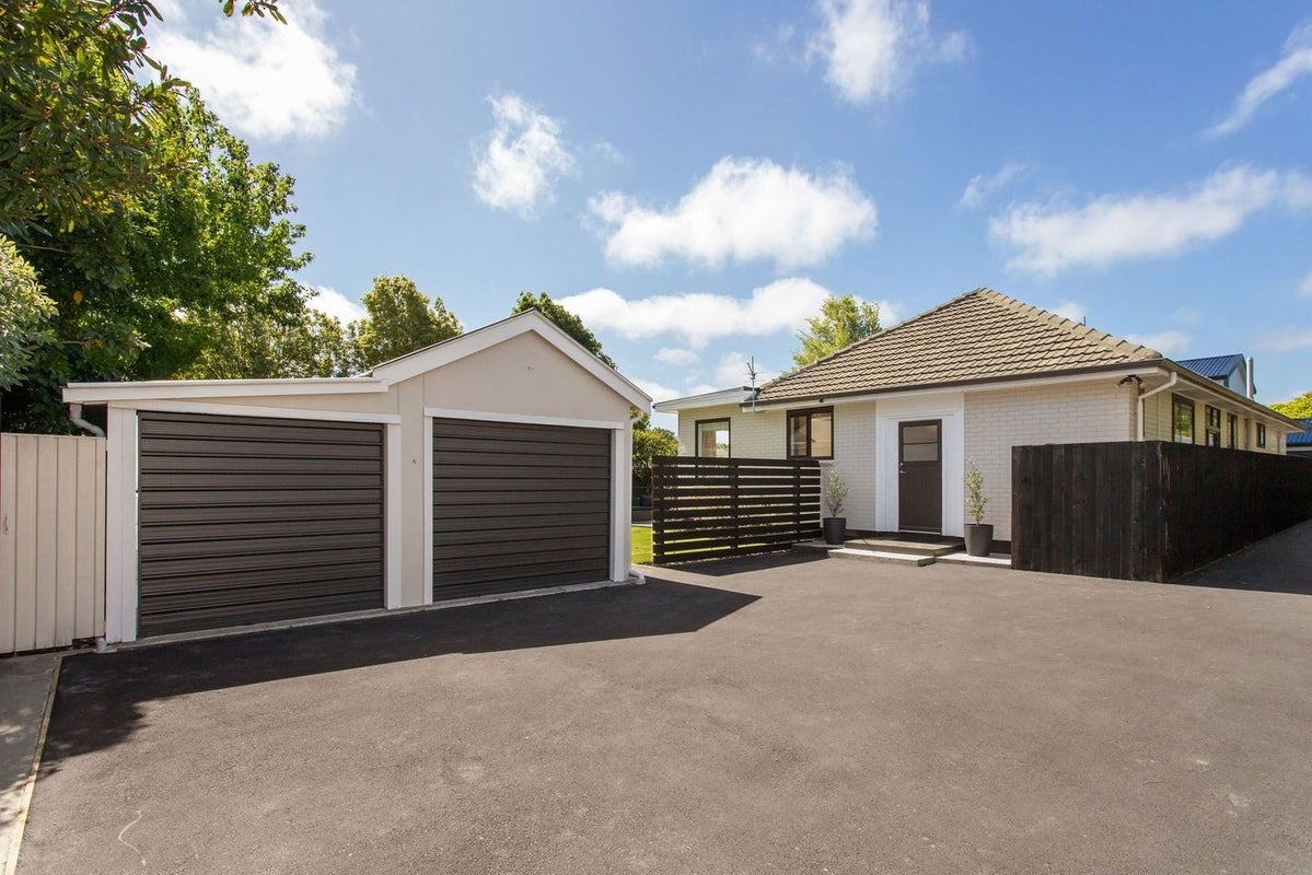 92A Memorial Avenue, Ilam, Christchurch - Carousel 23