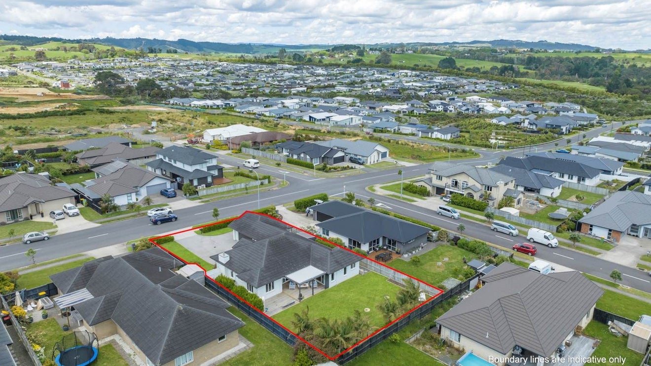 7 Artists Avenue, Beachlands, Auckland - Carousel 37