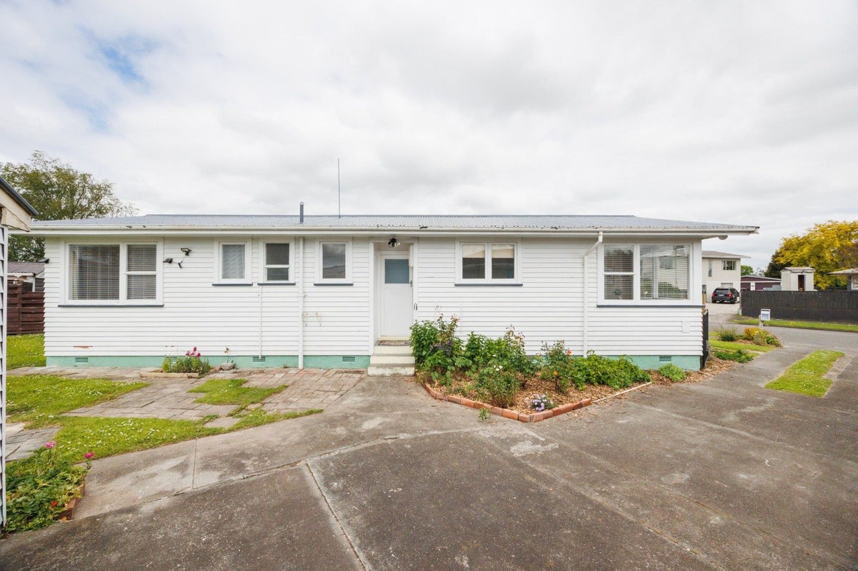 5 Kaituna Street, Milson, Palmerston North - Carousel 16