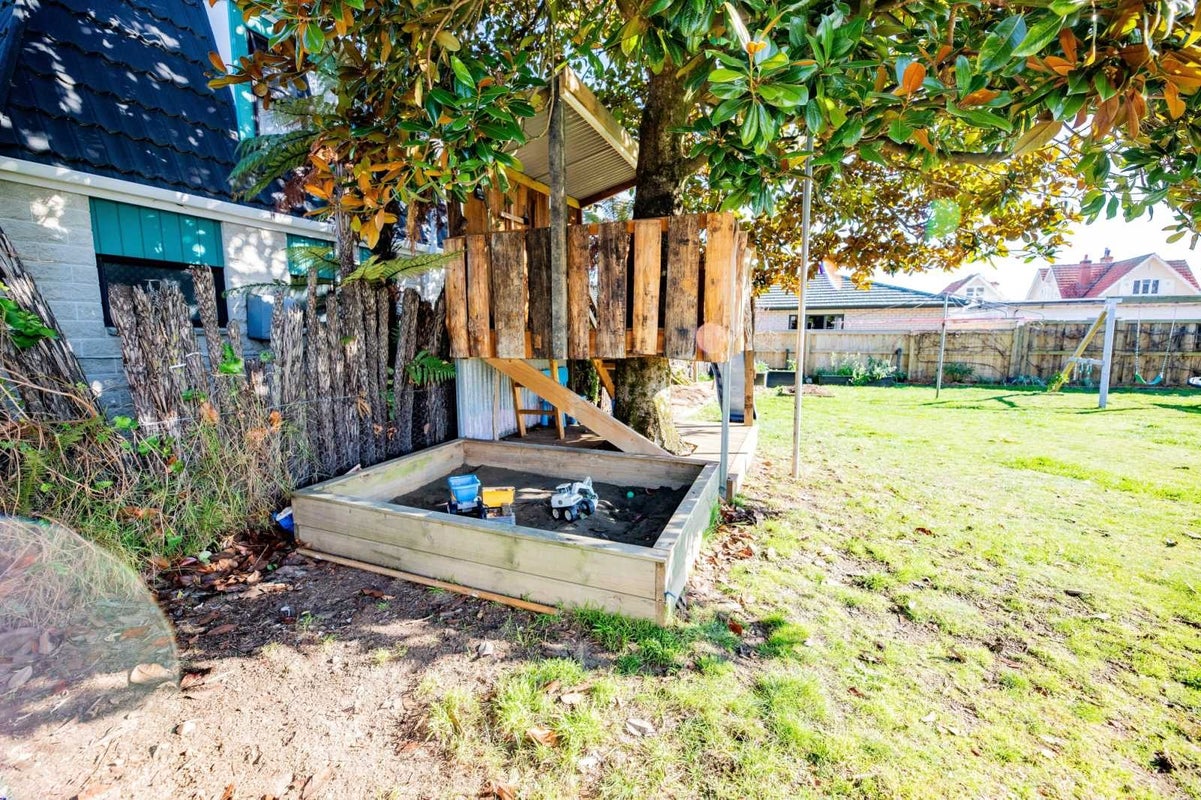 5 Green Avenue, Levin, Levin - Carousel 19