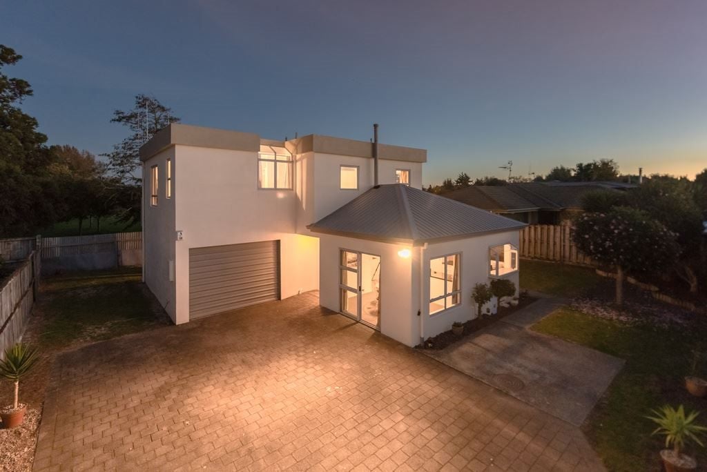 140A Masters Avenue, Silverdale, Hamilton - Carousel 1