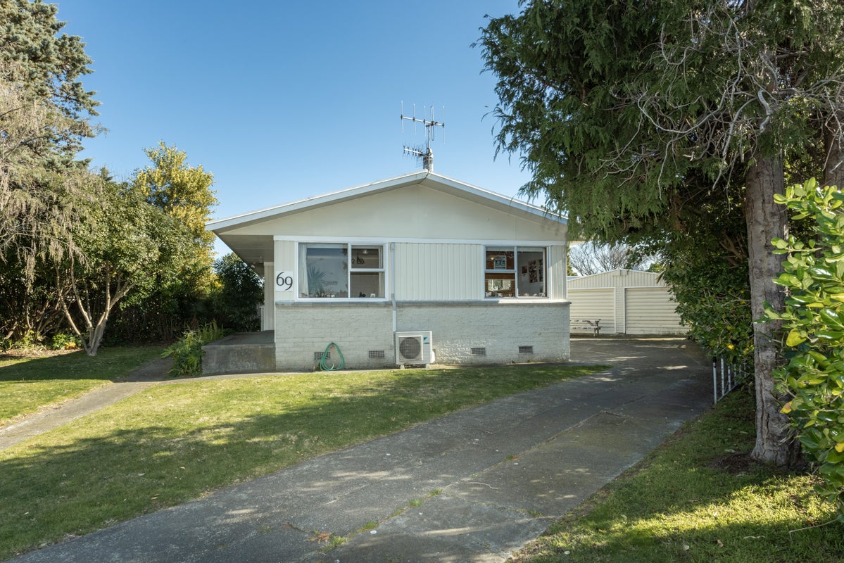 69 Leicester Avenue, Tamatea, Napier - Carousel 15