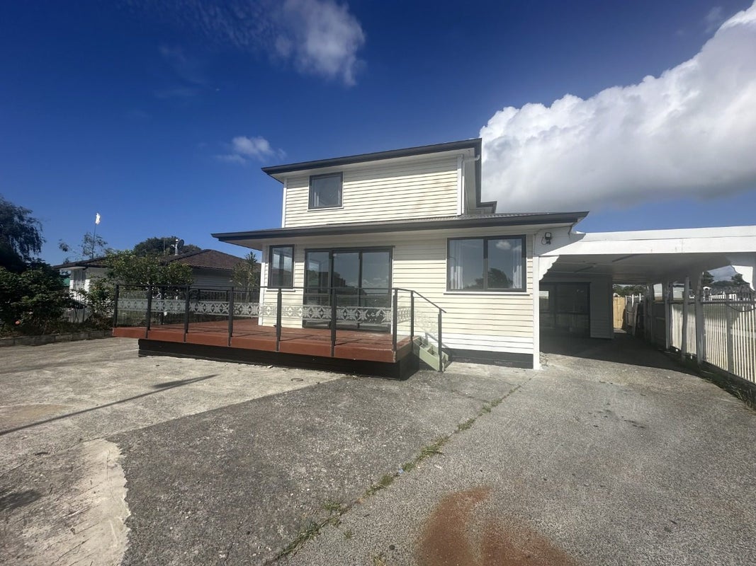 26 Othello Drive, Clover Park, Auckland - Carousel 1