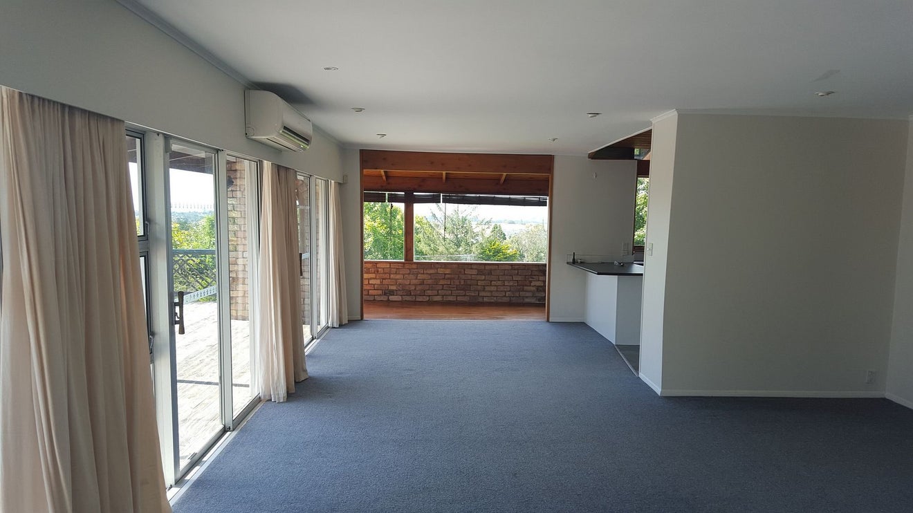 119 Lonely Track Road, Fairview Heights, Auckland - Carousel 2
