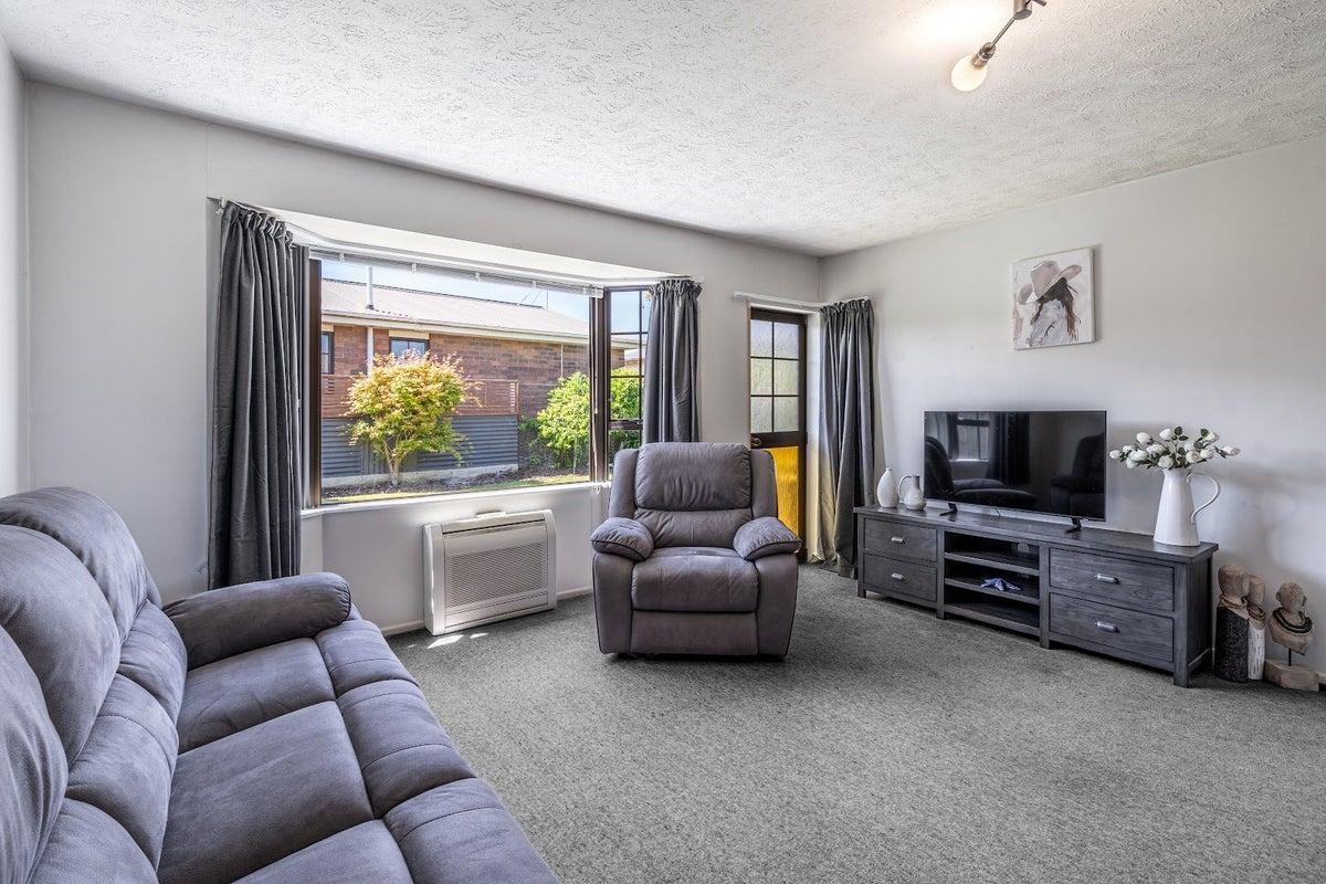 22B Moulson Street, Strathern, Invercargill - Carousel 2