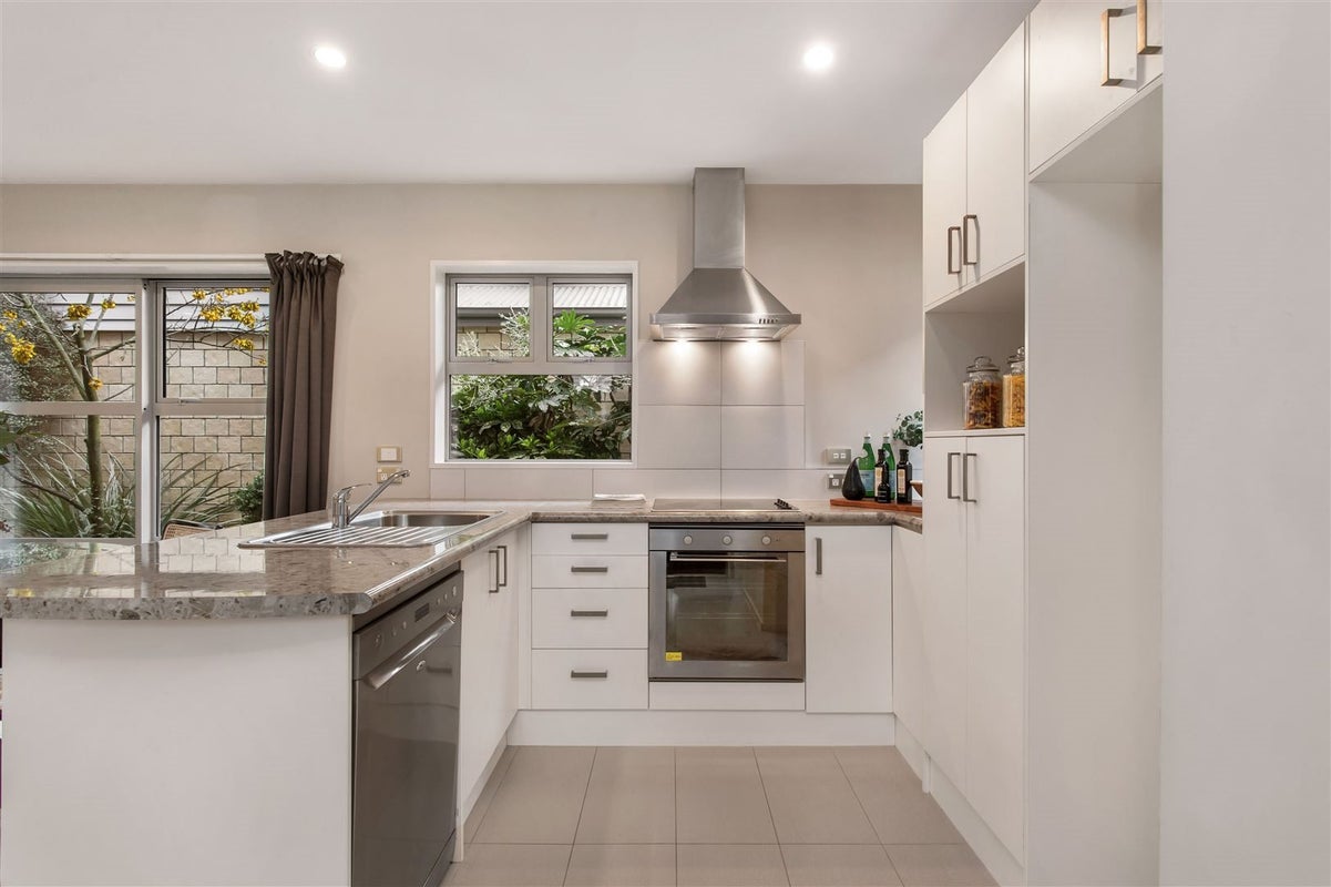 67A Burke Street, Addington, Christchurch - Carousel 2