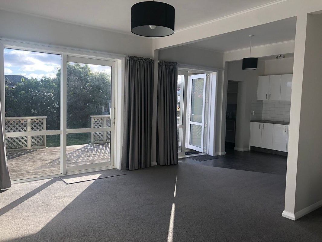 2/101 Witako Street, Epuni, Lower Hutt - Carousel 1