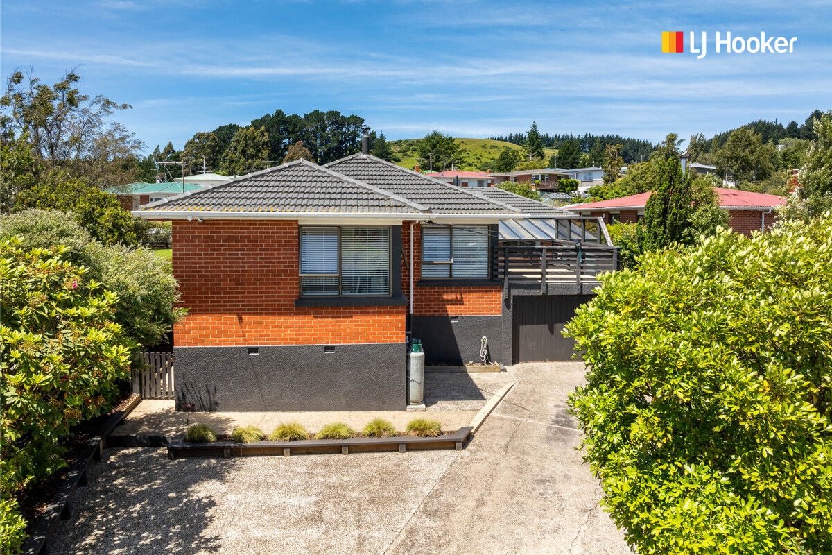 19 Koremata Street, Green Island, Dunedin - Carousel 1