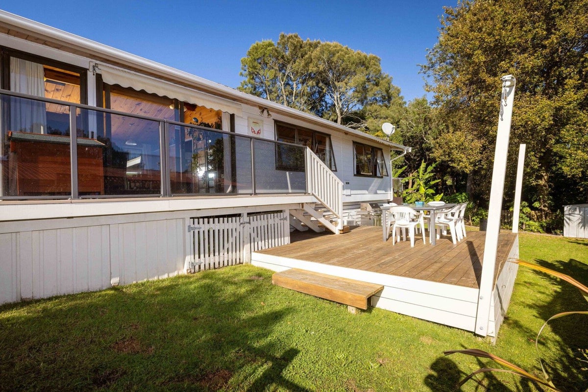 62 Cumberland Crescent, Welcome Bay, Tauranga - Carousel 2