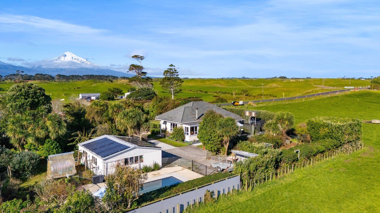 7091 South Road, Warea, South Taranaki, Taranaki - Carousel 1
