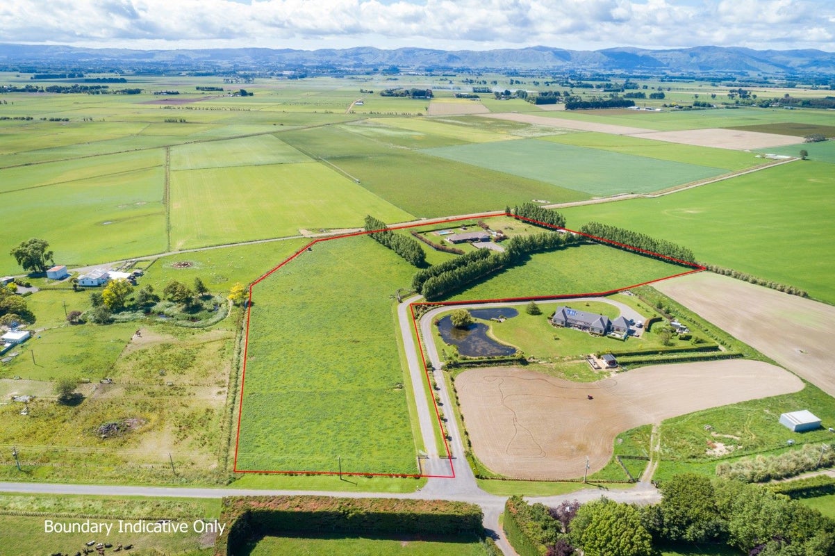 707 Aranui Road, Kairanga, Palmerston North - Carousel 1