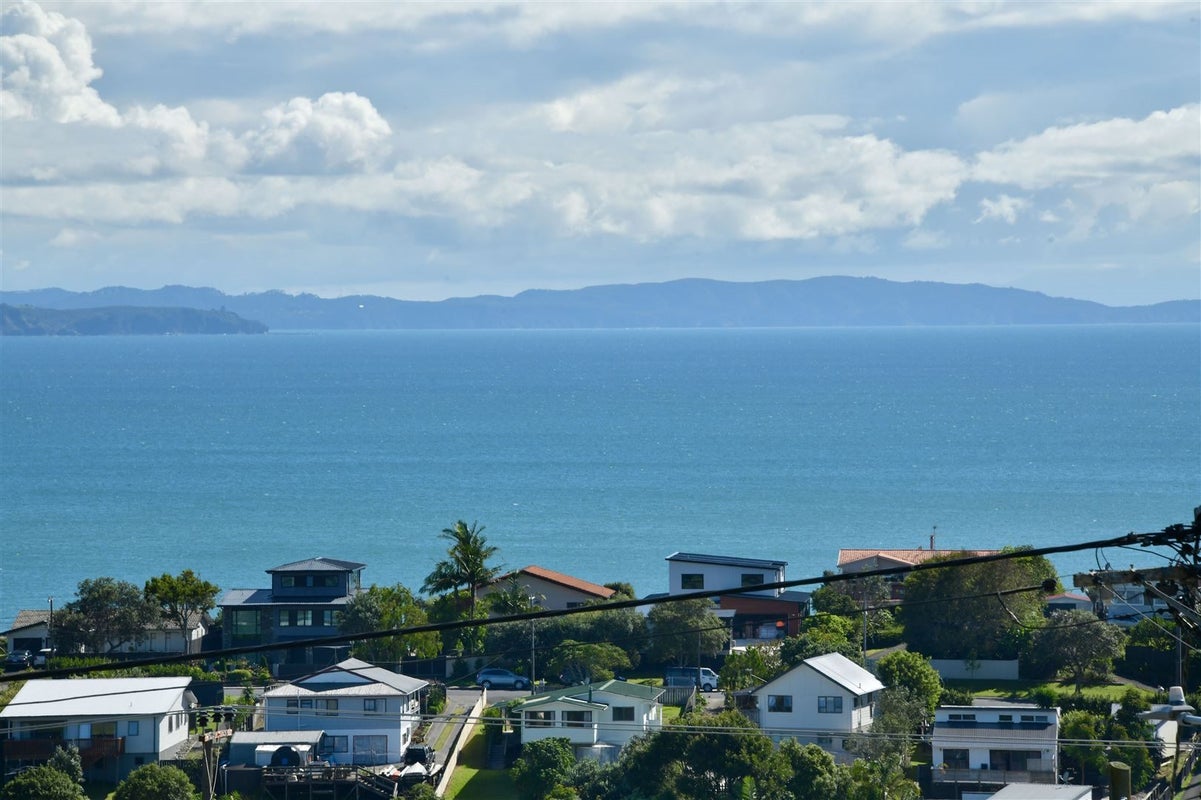 25 Brightside Road, Stanmore Bay, Whangaparaoa - Carousel 2