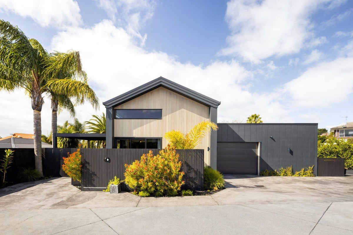 32A Marnane Terrace, Saint Andrews, Hamilton, Waikato - Carousel 1