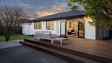 2/74A Jeffreys Road, Fendalton, Christchurch - Carousel 1