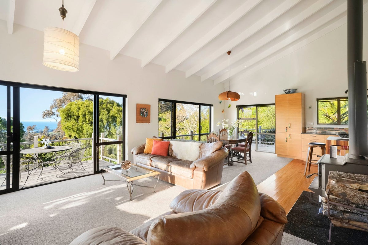 100 Rocklands Road, Takaka - Carousel 1