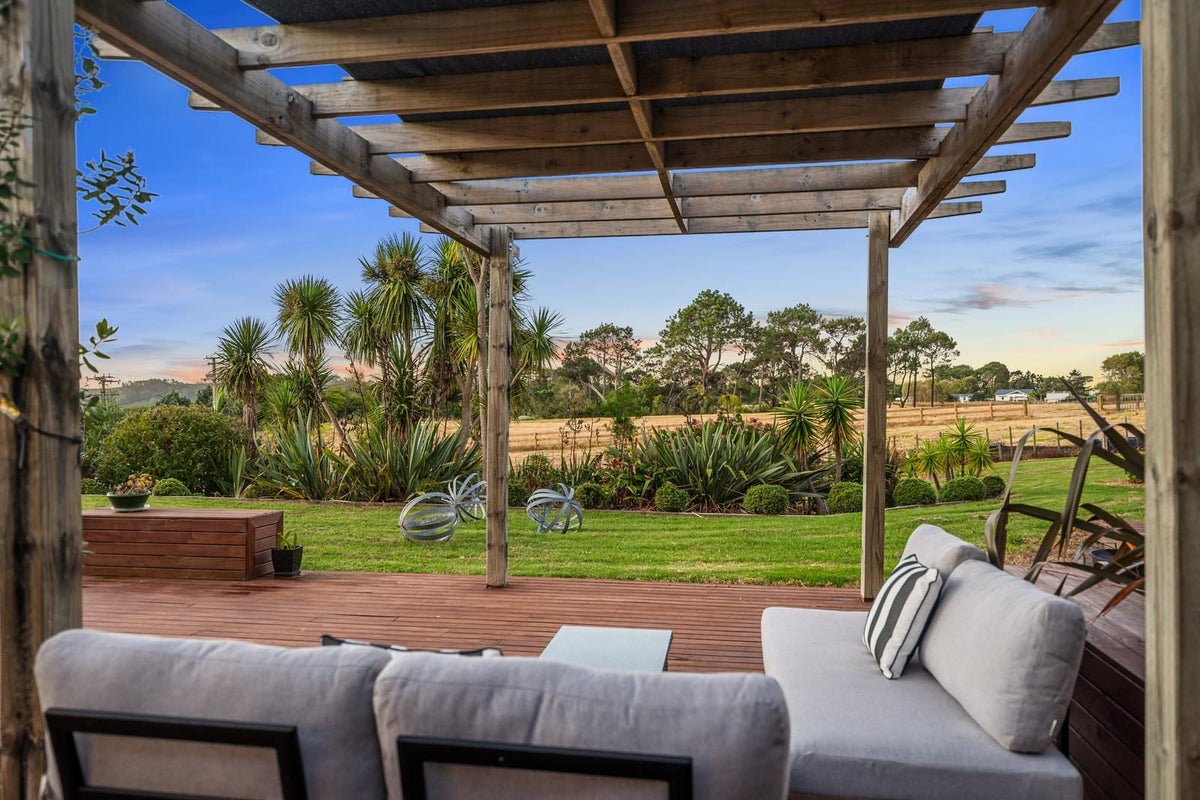 157 Barrett Road, Albany - Carousel 27