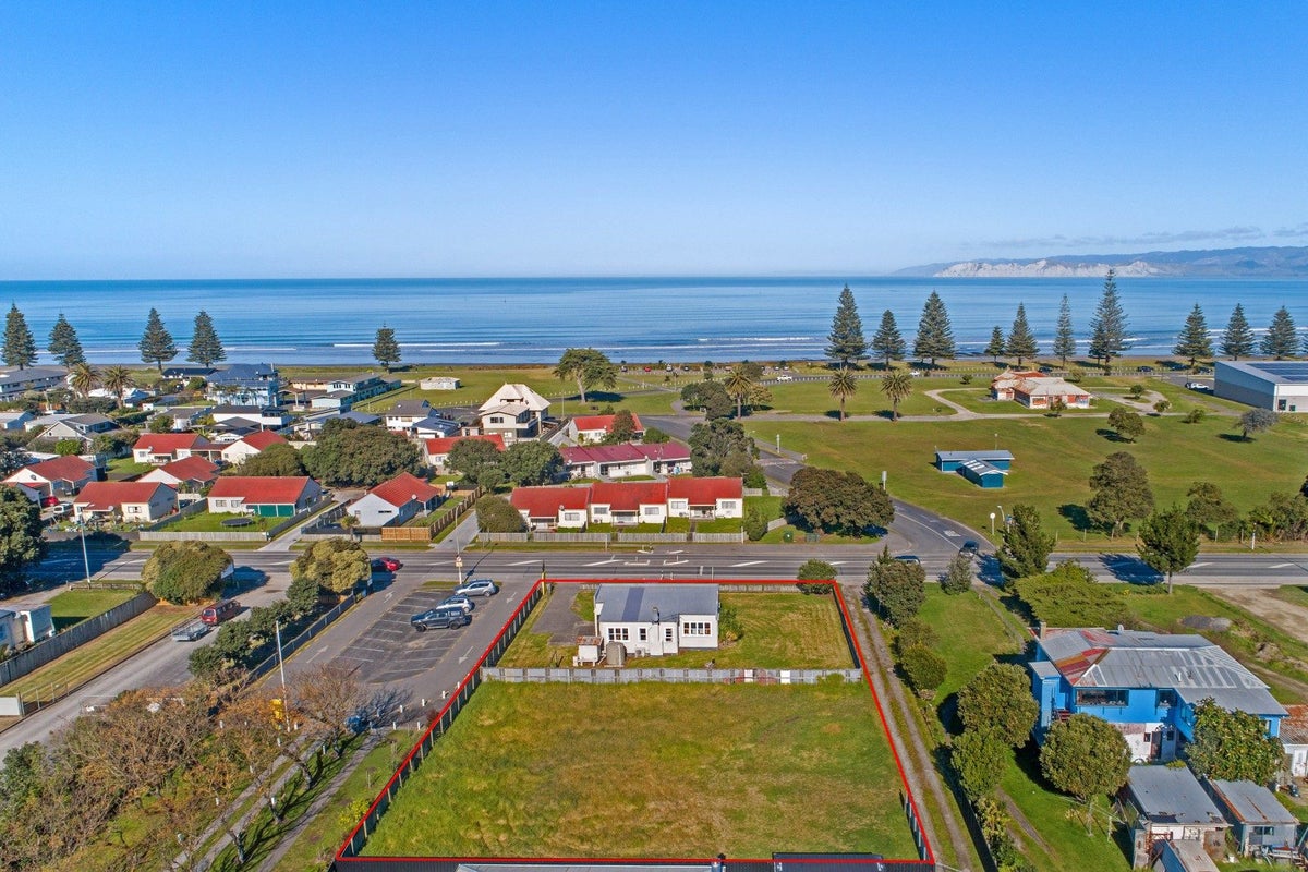 131 Awapuni Road, Awapuni, Gisborne - Carousel 2