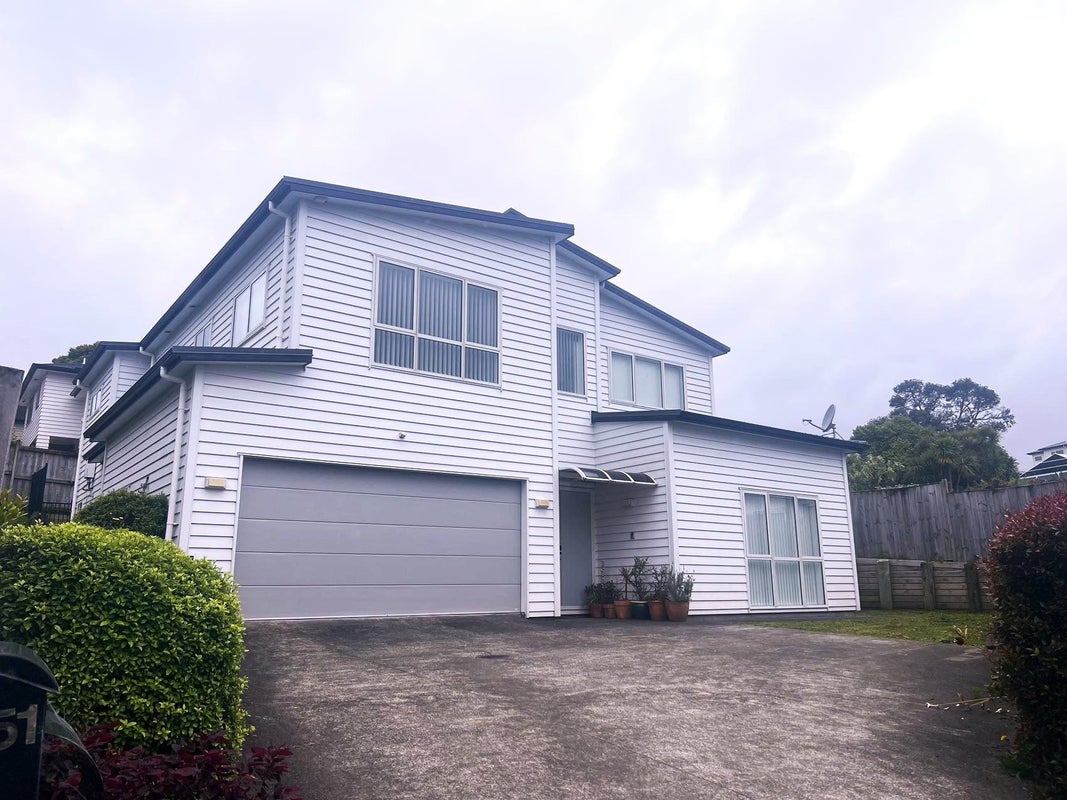 151 Tiriwa Drive, Massey, Auckland - Carousel 1