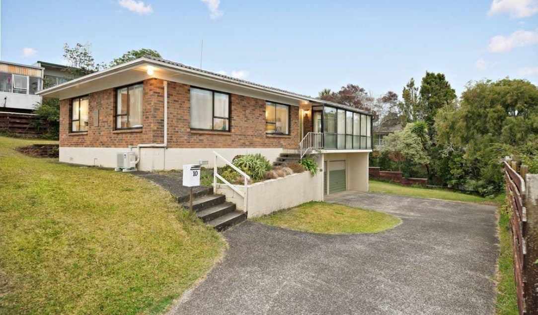 10 Fairway Drive, Mount Roskill, Auckland - Carousel 2