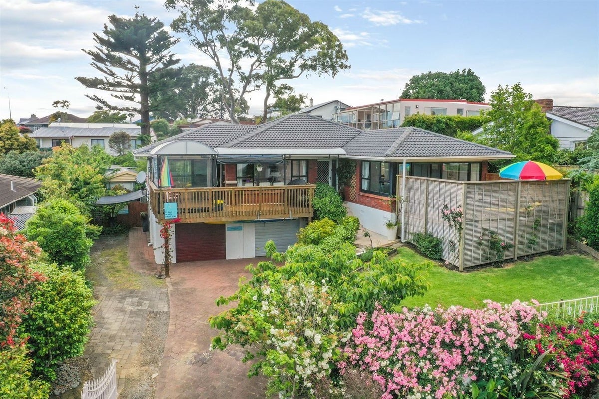 50 O'Halloran Road, Howick, Auckland - Carousel 1