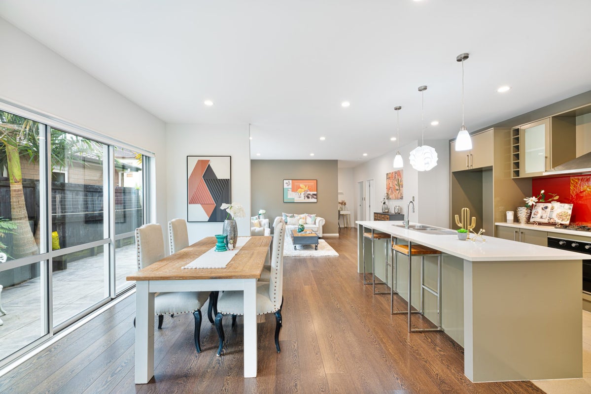 56A South Kensington Way, Henderson, Auckland - Carousel 2