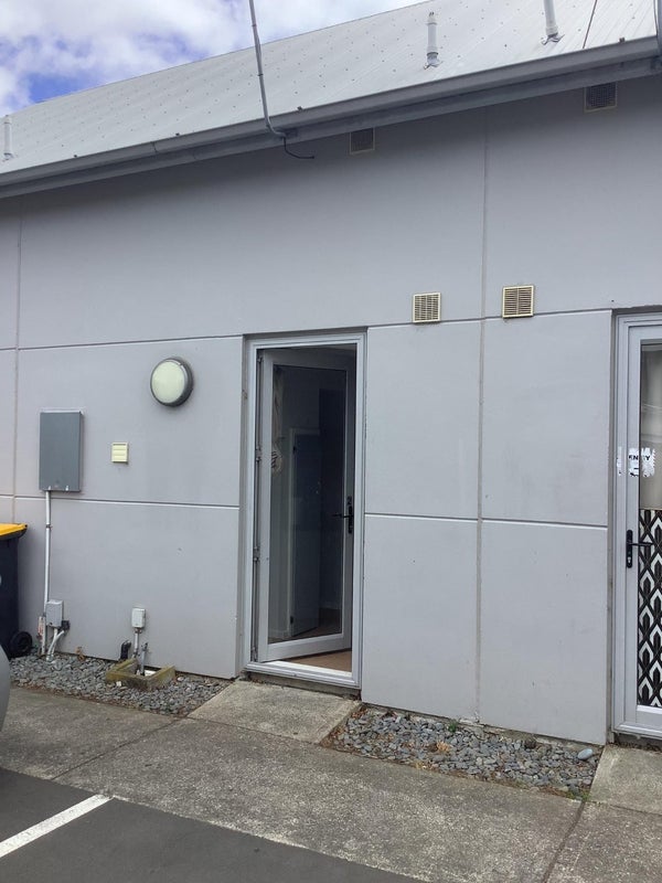2/20 Leyden Street, Phillipstown, Christchurch - Carousel 1