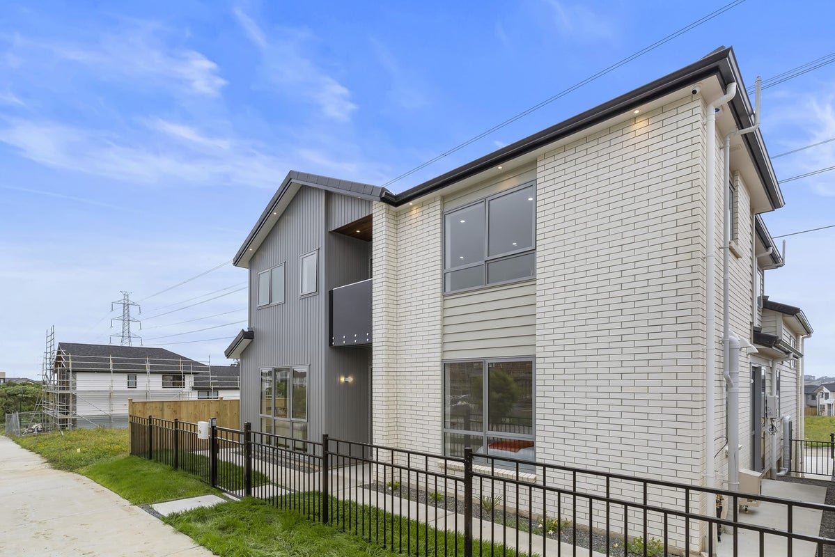 59 Koromeke Street, Flat Bush, Auckland - Carousel 2