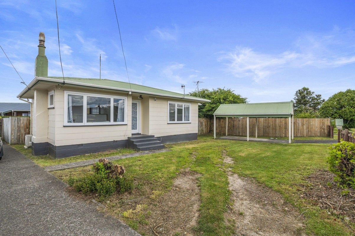 1 Roosevelt Road, Western Heights, Rotorua - Carousel 1