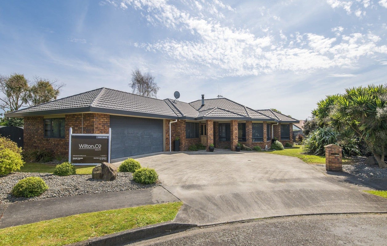 7 Ngaio Street, Levin, Levin - Carousel 1