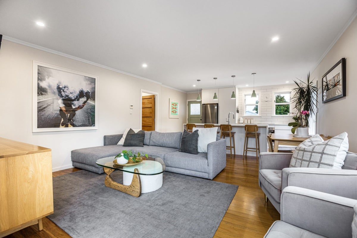 1 Gosport Place, Onehunga, Auckland - Carousel 2