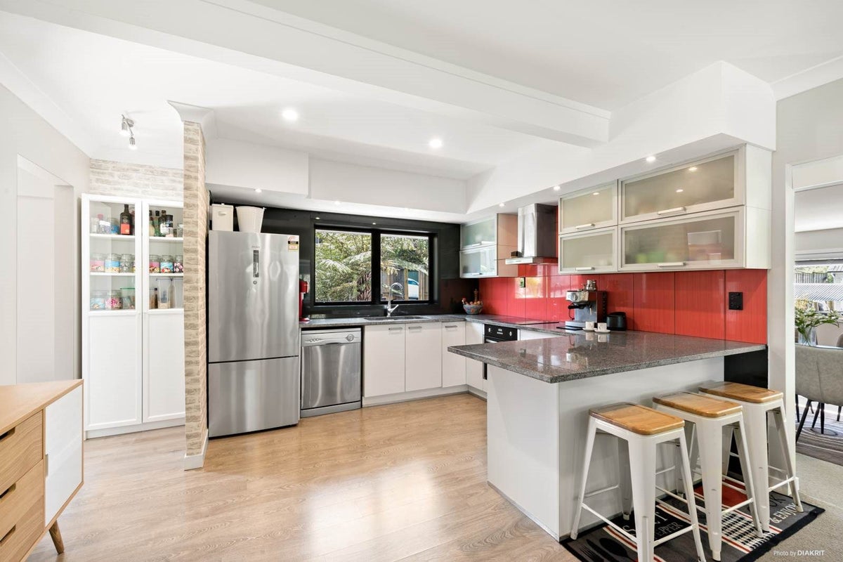 3/56 EASTON PARK PDE, Glenfield, Auckland - Carousel 1